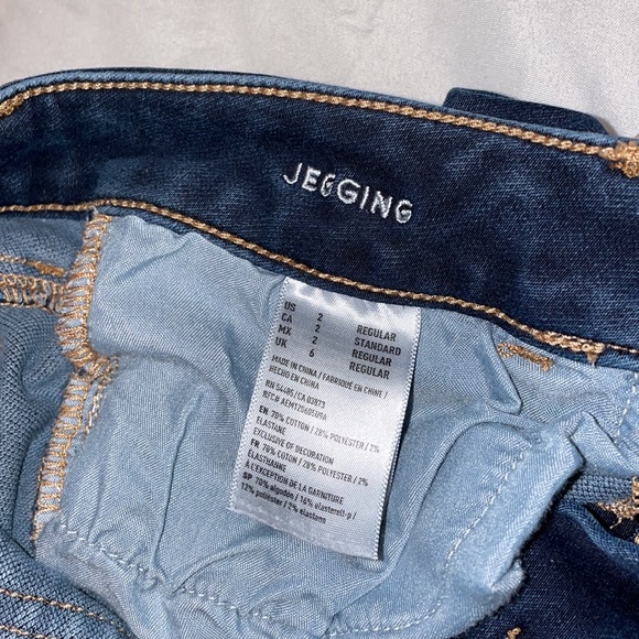 Two American Eagle Jeggings - Picture 4 of 7